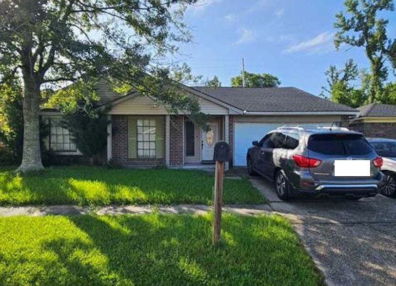 1st image of 2700 English Colony Dr