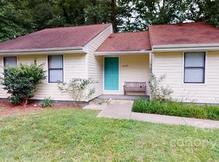 6309 Blue Jay Ln, Charlotte, NC 28227