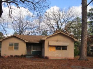 809 E Joslyn St, Gurdon, AR 71743