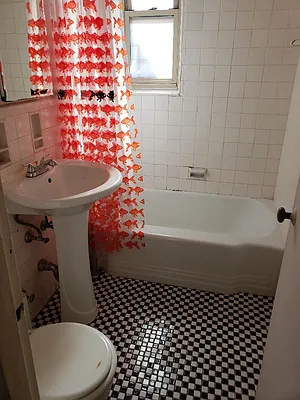 Rented by Smart NY Realty LLC | media 21