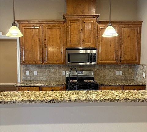 4th image of 3922 Latinne Ln