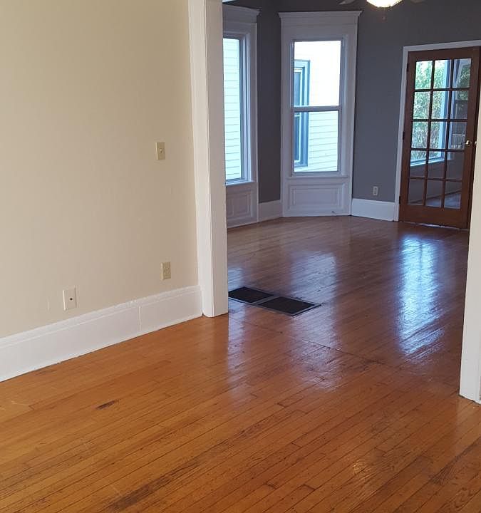 Living Room to bonus room 