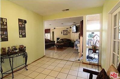 3rd image of 809 Hartview Ave