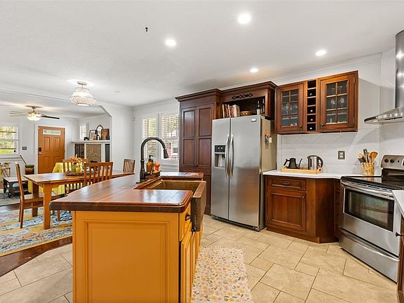 4th image of 1217 NOBLE PLACE