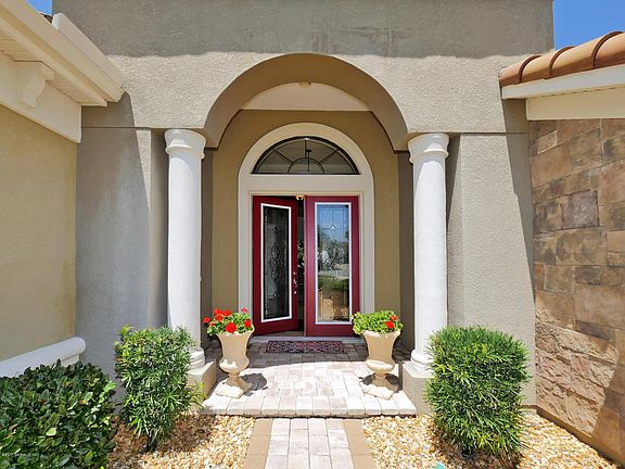 2nd image of 13 Garden Grove Ct
