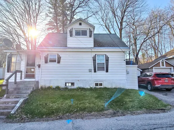 7 Pinette Street, Northumberland, NH 03582