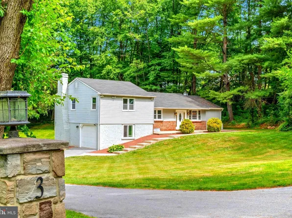 3 Springwood Ln, Chester Springs, PA 19425