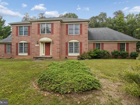 7704 Lake Glen Dr, Glenn Dale, MD 20769