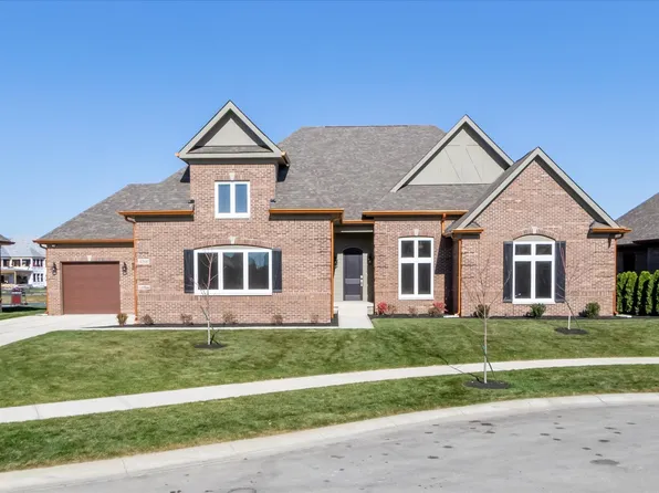 4212 Stone Lake Dr, Zionsville, IN 46077