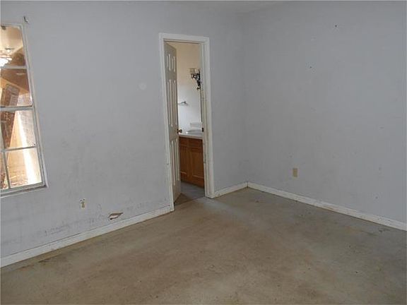 4th image of 11000 Roger Dr APT D
