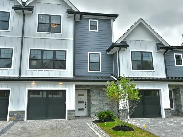 120 Collignon Way #120, Westwood, NJ 07675