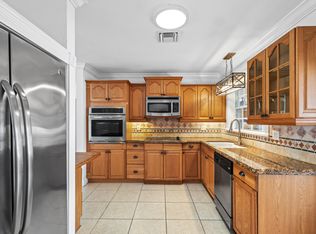 7823 Griswold St, Lake Worth, FL 33462