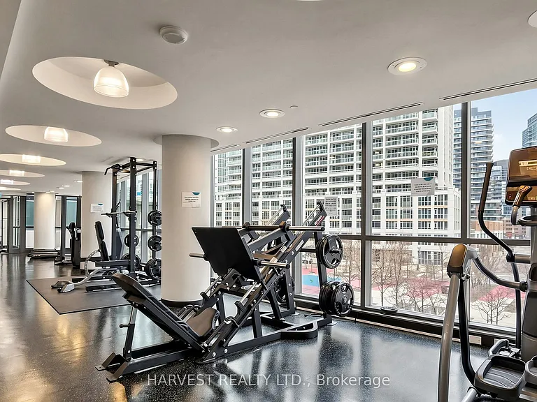 209 Fort York Blvd #380 — Photo 34