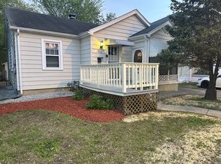 111 E Riverside Dr, Evansville, IN 47713