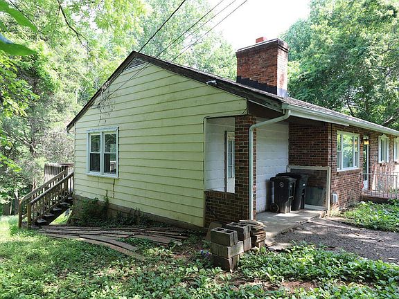 4th image of 1003 Craigmont Dr