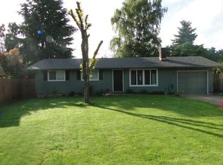 310 Lynnbrook Dr, Eugene, OR 97404