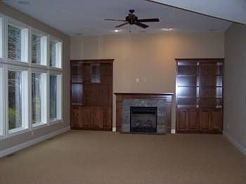 5th image of 6040 Quantico Ln N