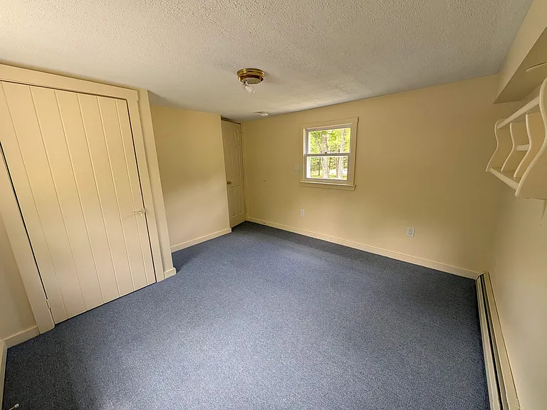 22 Jenny Ln — Photo 32