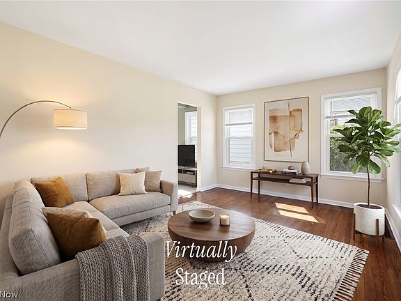3rd image of 1243 Woodward Ave