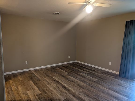 4th image of 207D Pine Grove Trl