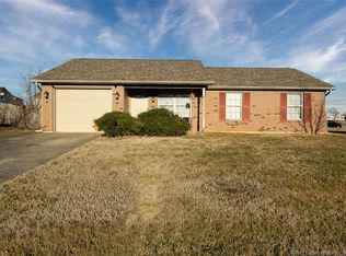 1103 Sandstone Dr, Jeffersonville, IN 47130