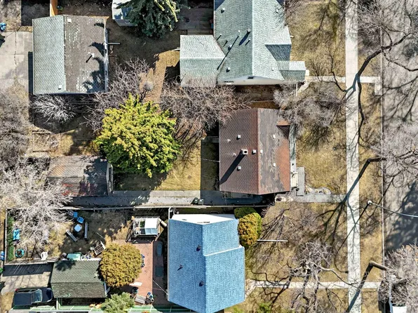 10954 62nd Ave NW, Edmonton, AB T6H 1N2