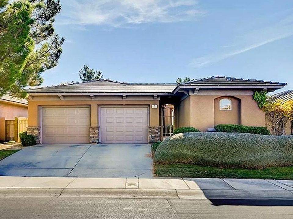 1st image of 7 Hammock Dunes Ct