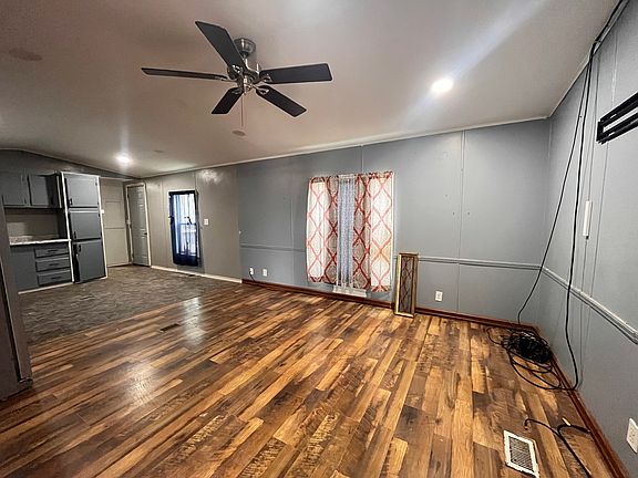 2nd image of 1570 N 30th Rd Unit 46