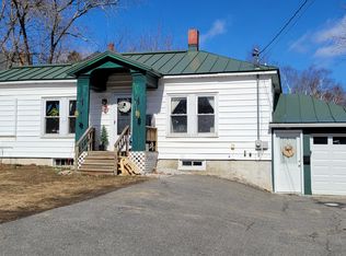 29 Edwards St, Waterville, ME 04901