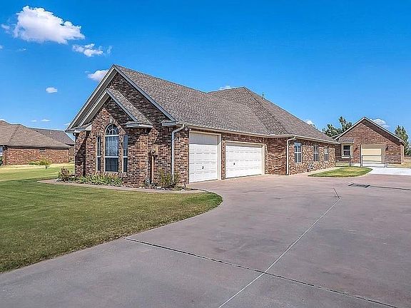 4th image of 10712 Sundance Dr