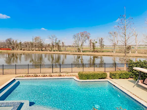 2544 Tiger Crossing Dr, Baton Rouge, LA 70810