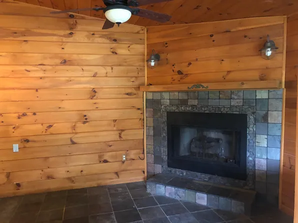 1398 Providence Rd, Sevierville, TN 37876