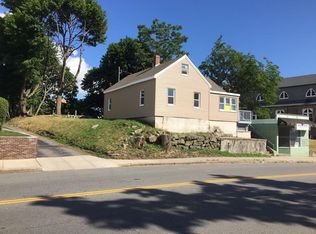1960 S Main St, Fall River, MA 02724