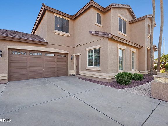 4th image of 3469 E CABAZON Court