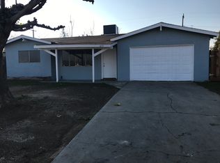 1875 Douglas St, Porterville, CA 93257