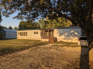 209 S Front St, Smolan, KS 67456