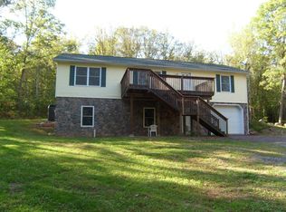 850 Bee Hollow Dr, Lehighton, PA 18235