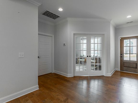 5th image of 4149 Inlet Loop