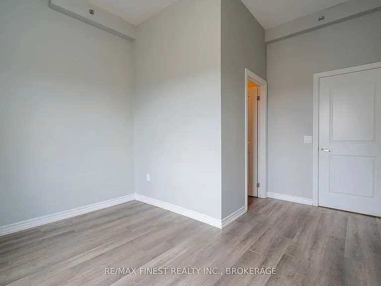 630A Princess St #501 — Photo 6