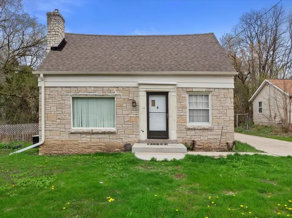 8104 North 44th STREET, Brown Deer, WI 53223