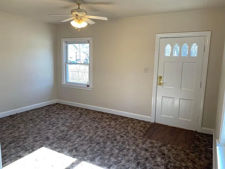 1205 & 1207 Macarthur Cir — Photo 7