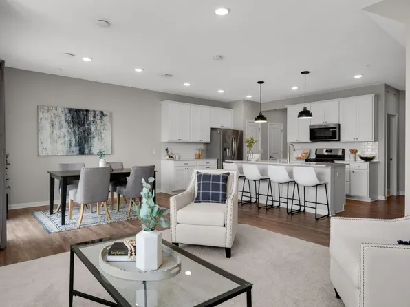 11321 Brookview Rd, Woodbury, MN 55129