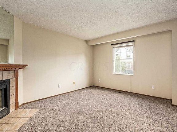 3rd image of 2422 Hannaway Ln