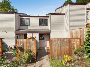 10631 SW Canterbury Ln, Tigard, OR 97224