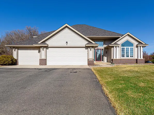 16450 Griffon Ln, Lakeville, MN 55044