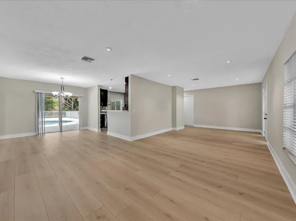 8695 NW 28th Drive, Coral Springs, FL 33065