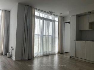 225 Village Green Sq #311, Toronto, ON M1S 0N4