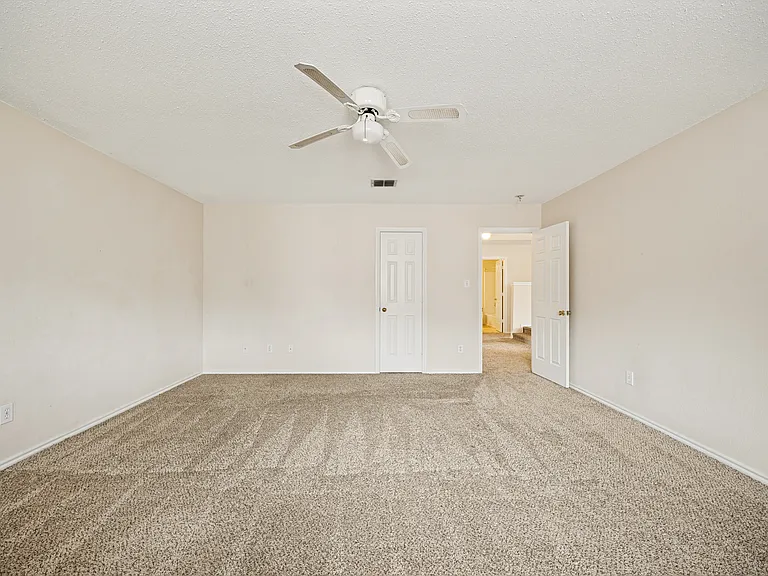 12010 Peachtree Ln — Photo 25