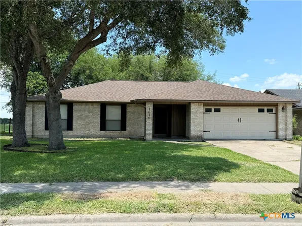 1016 Westwood St, Victoria, TX 77901