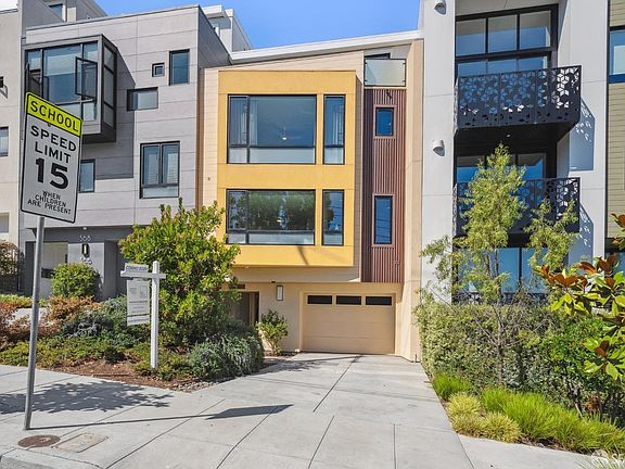 2nd image of 560 De Haro St